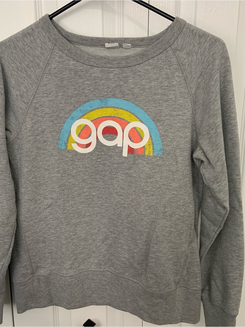 Retro GAP‎ Gray Crewneck Sweatshirt with Rainbow Logo